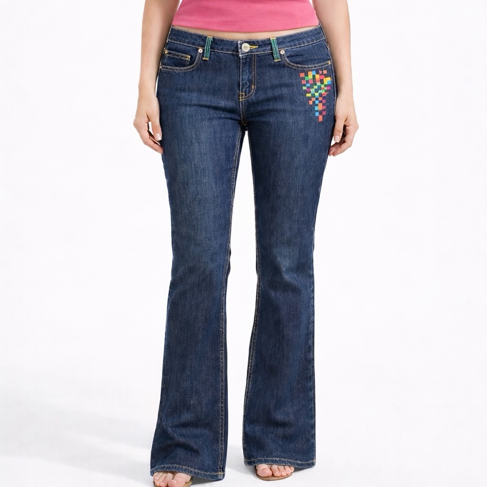 Coogi Women’s Embroidered Jeans Size 11/12 Cotton Blend Low Rise Dark Wash Denim
